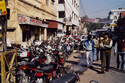 304 Karol Bagh motorcycle area Delhi.jpg